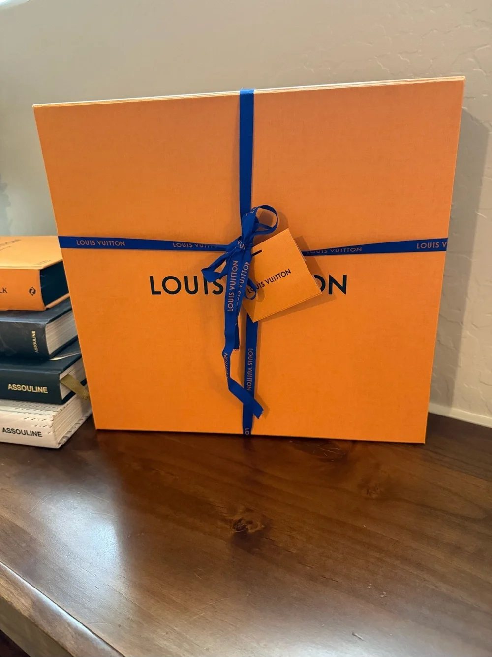 Authentic Louis Vuitton Box Gifting set